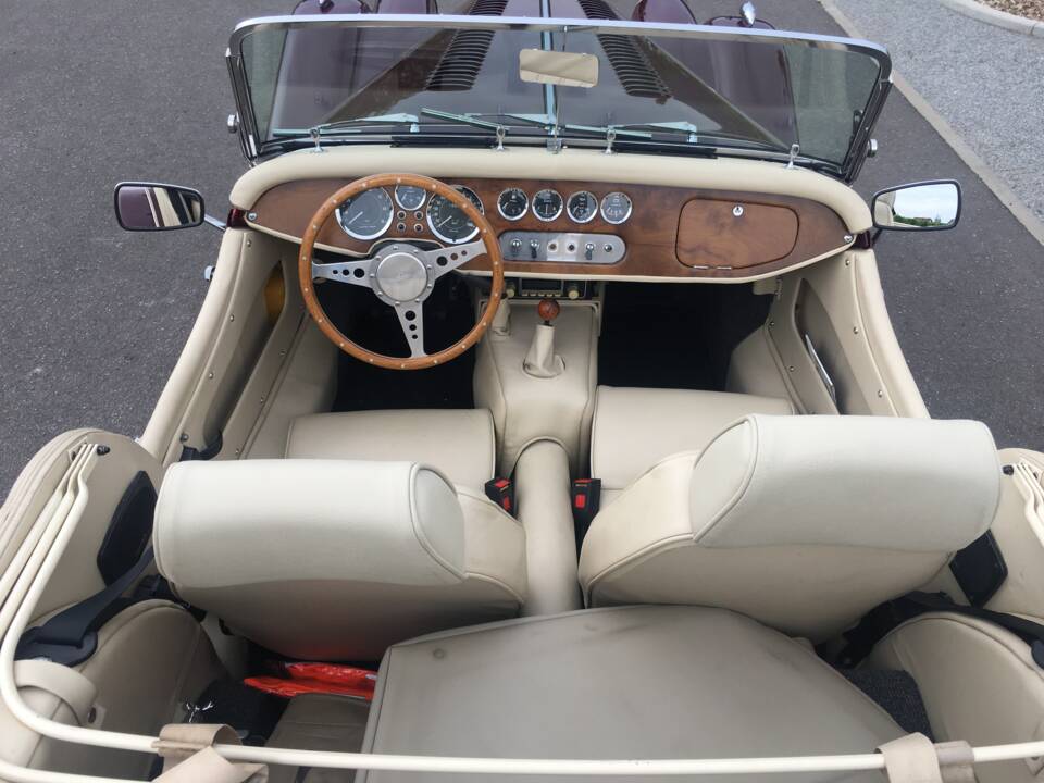 Image 18/51 of Morgan Plus 8 (1983)