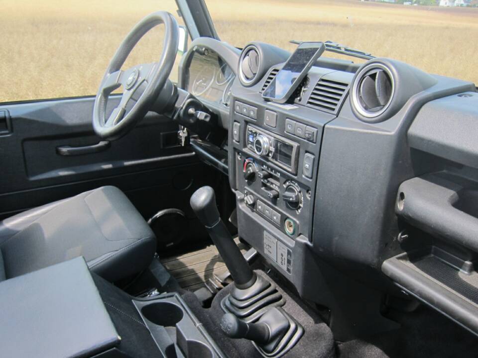Imagen 6/27 de Land Rover Defender 90 (2008)