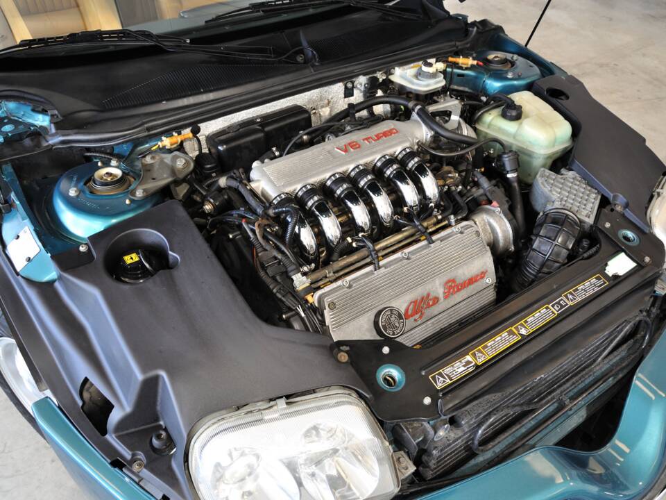 Immagine 4/24 di Alfa Romeo GTV 2.0 V6 Turbo (1997)