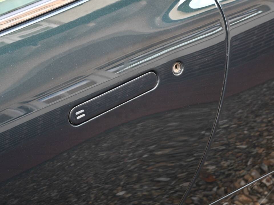 Bild 17/49 von Aston Martin DB 9 (2013)