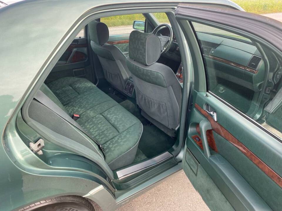 Imagen 15/22 de Mercedes-Benz 500 SE (1991)
