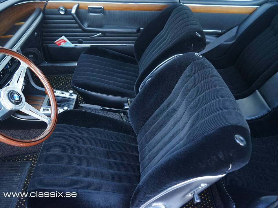 Bild 18/27 von BMW 3.0 CSi (1973)