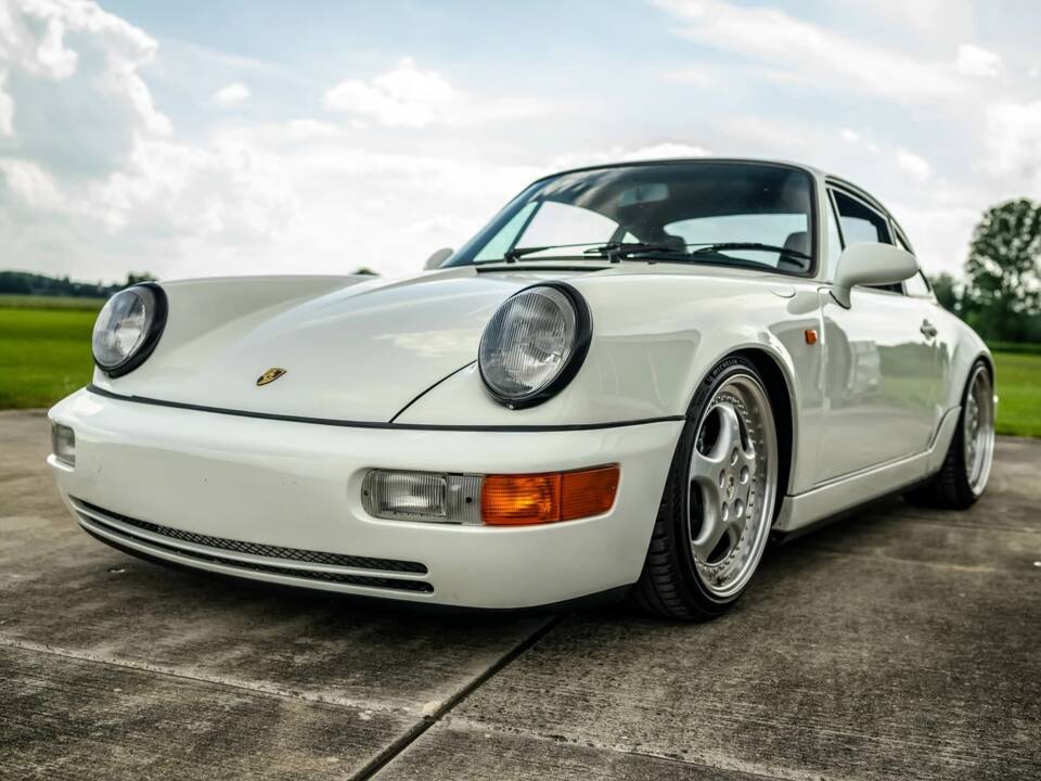 Afbeelding 13/13 van Porsche 911 Carrera 4 (1989)