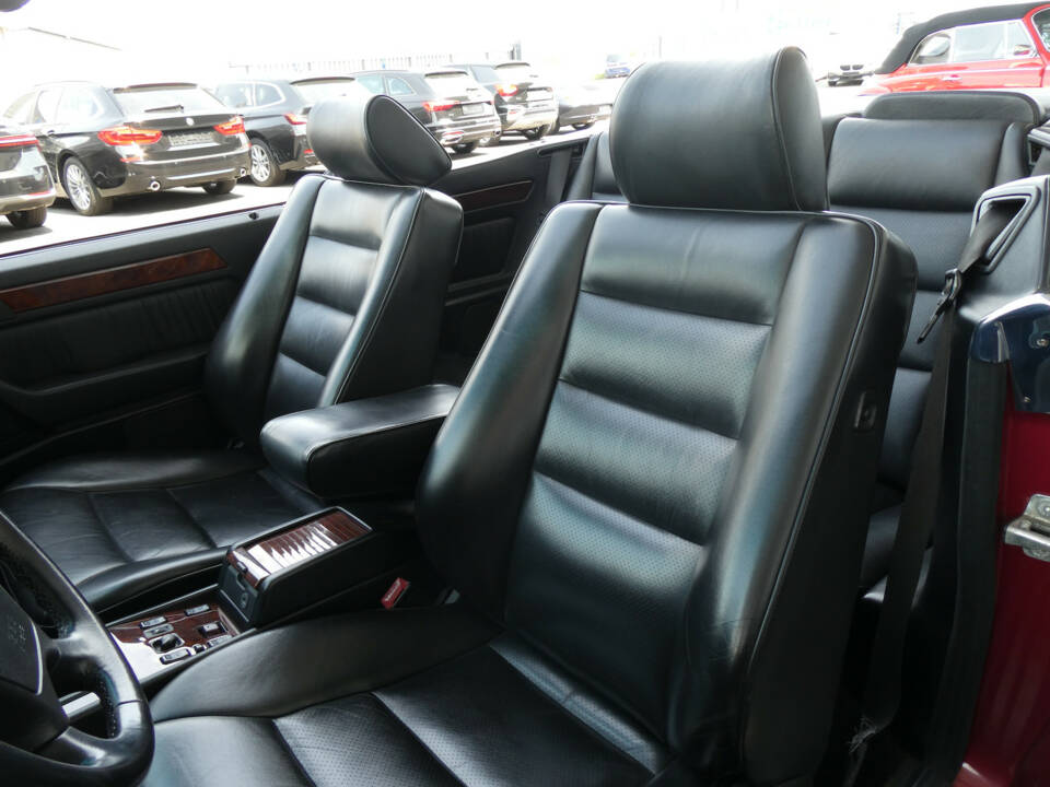 Image 11/25 of Mercedes-Benz 300 CE-24 3.4 AMG (1994)
