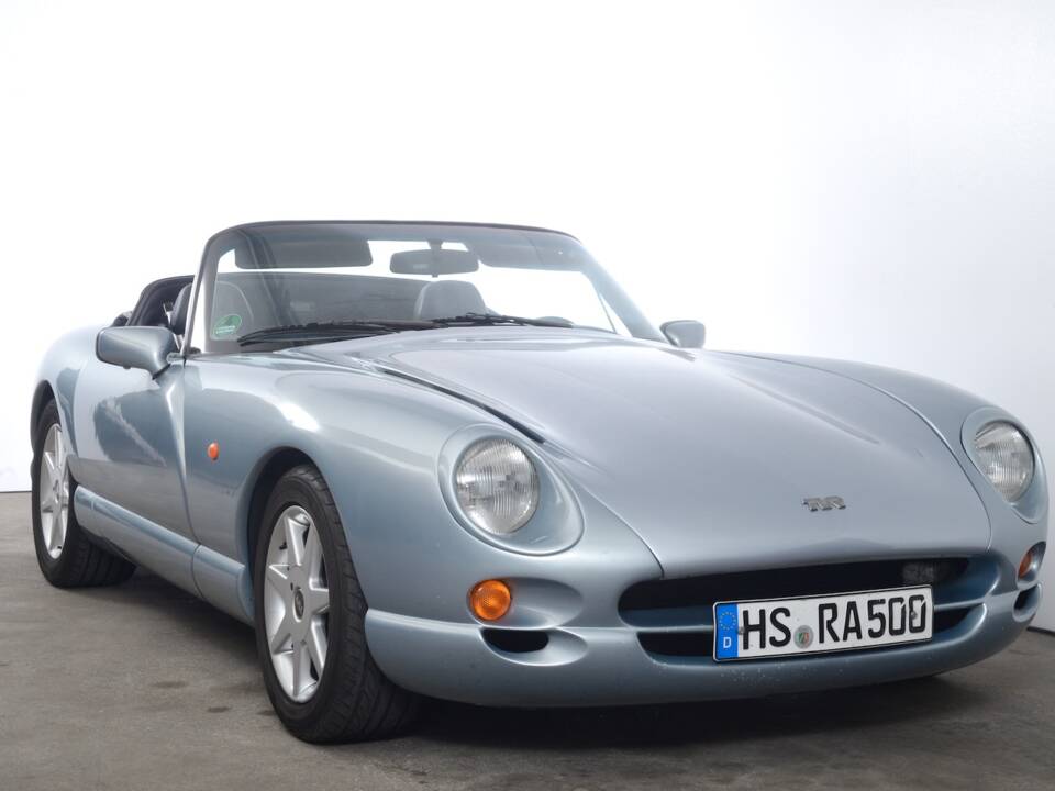 Image 2/22 of TVR Chimaera 5,0 (2000)