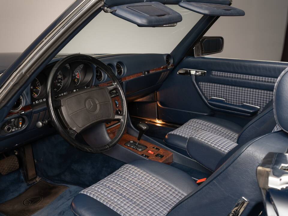 Bild 25/38 von Mercedes-Benz 420 SL (1986)