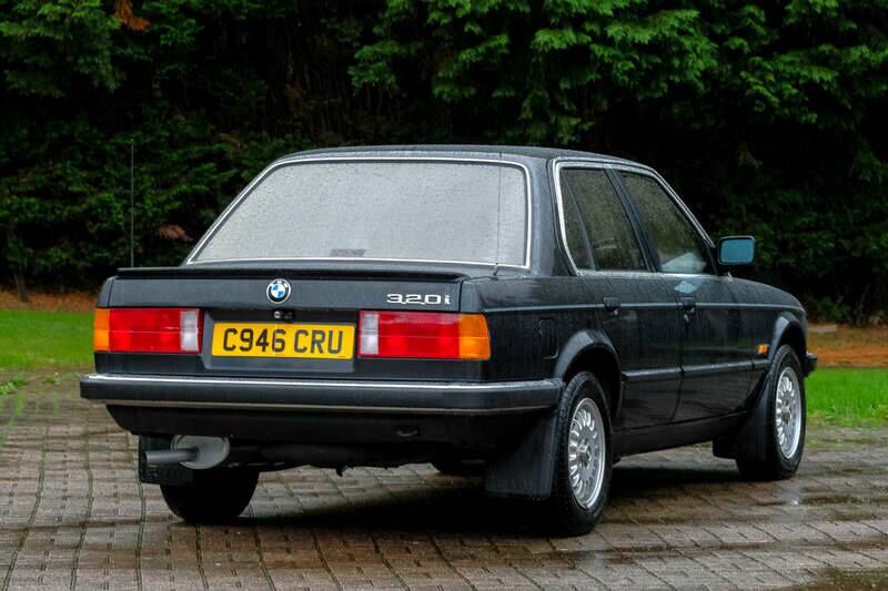 Bild 5/5 von BMW 320i (1986)