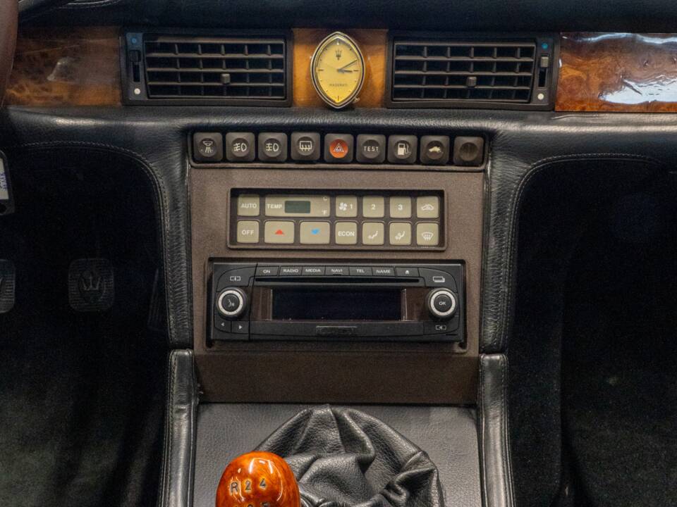 Afbeelding 43/57 van Maserati 222 (1989)