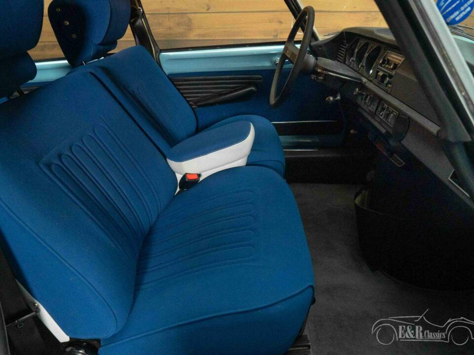 Bild 15/19 von Citroën DS 20 Pallas (1972)