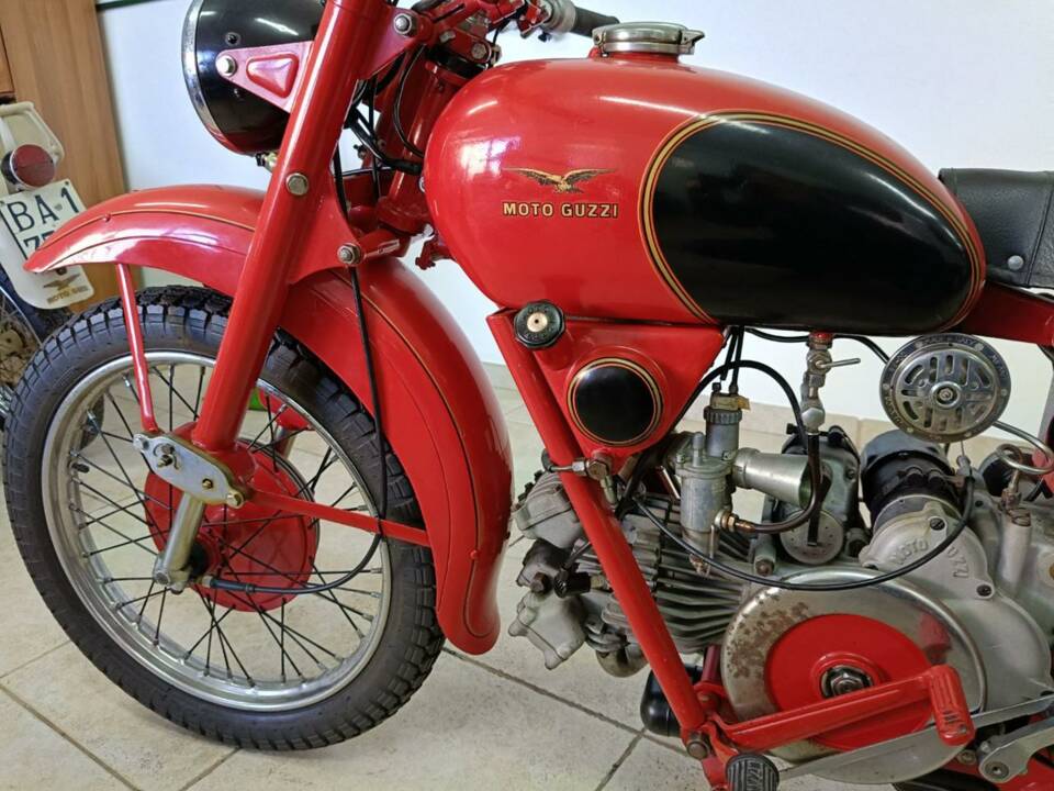 Afbeelding 39/39 van Moto Guzzi DUMMY (1950)