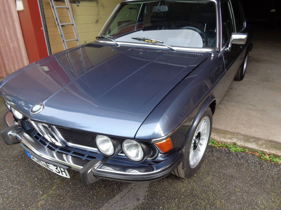 Image 2/100 of BMW 3,0 S (1975)