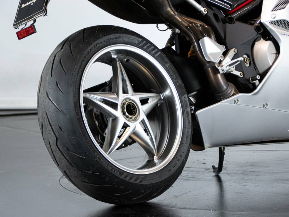 Image 10/50 de MV Agusta DUMMY (2004)