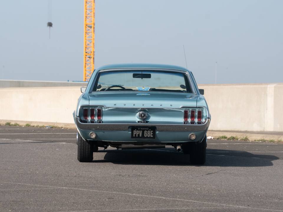 Image 44/50 of Ford Mustang 200 (1967)
