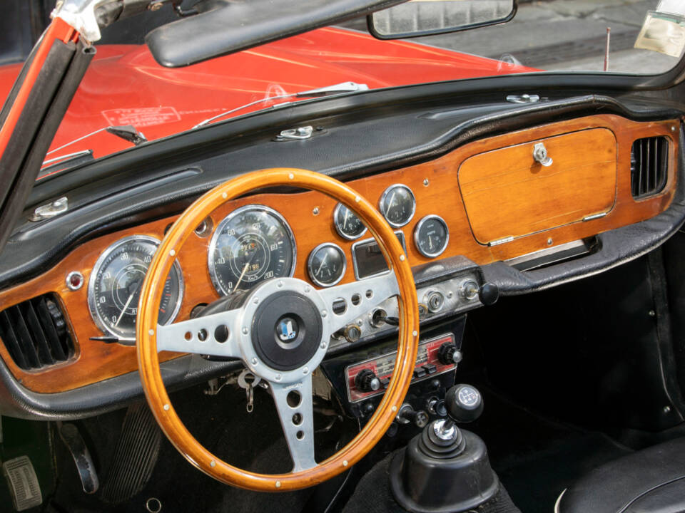 Immagine 10/23 di Triumph TR 4 (1962)