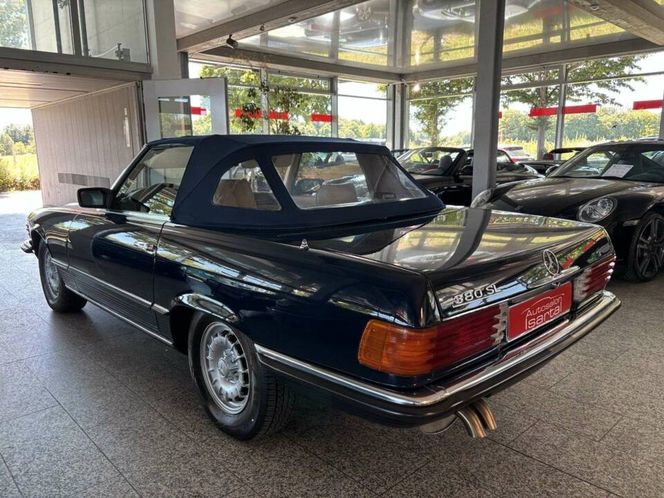 Afbeelding 27/31 van Mercedes-Benz 380 SL (1980)