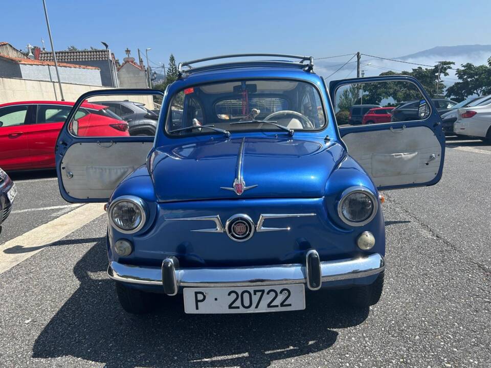 Immagine 1/8 di SEAT 600 D (1969)