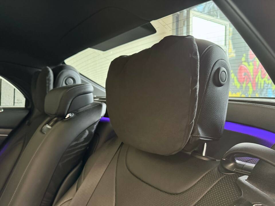 Image 21/30 of Mercedes-Benz S 350 d L (2018)