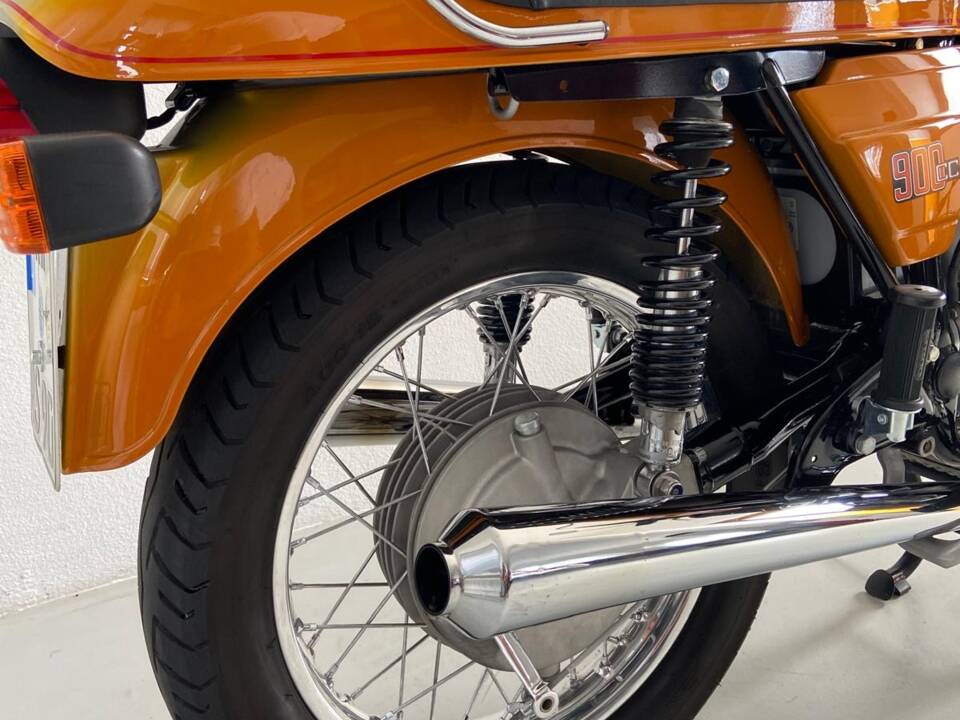 Immagine 13/15 di BMW DUMMY (1974)