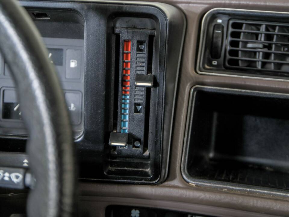 Bild 24/50 von Ford Sierra 2.0 (1985)