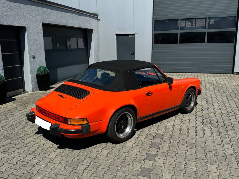 Image 6/14 of Porsche 911 SC 3.0 (1983)