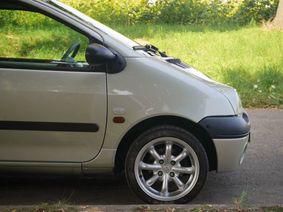 Bild 7/24 von Renault Twingo 1.2 (2000)
