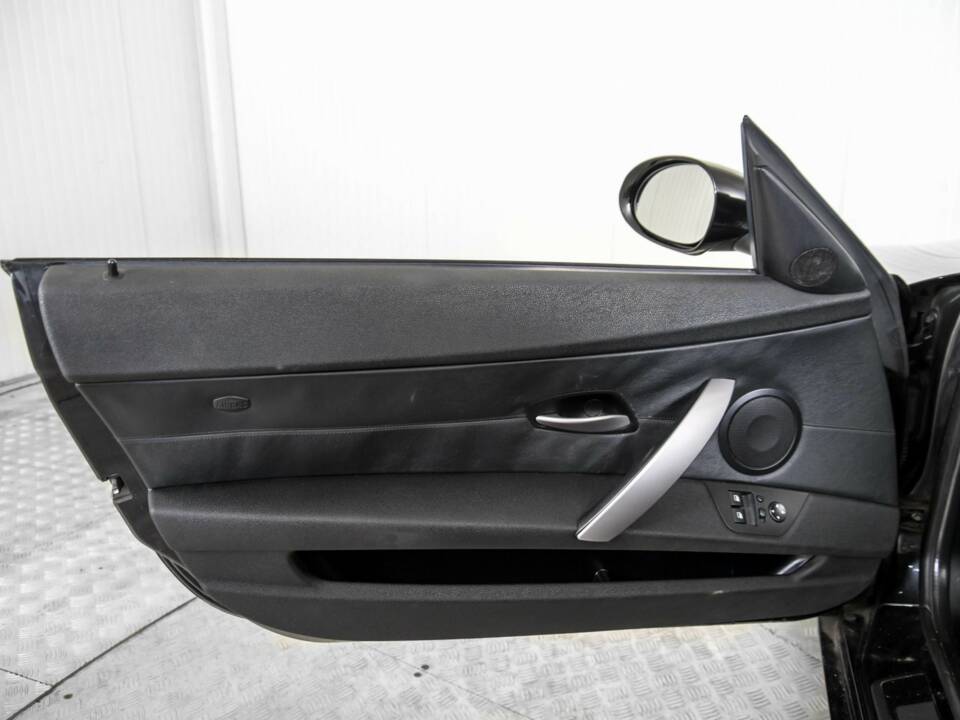 Afbeelding 30/50 van BMW Z4 2.2i (2005)