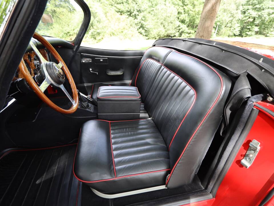 Bild 18/39 von Jaguar XK 150 3.4 S OTS (1959)
