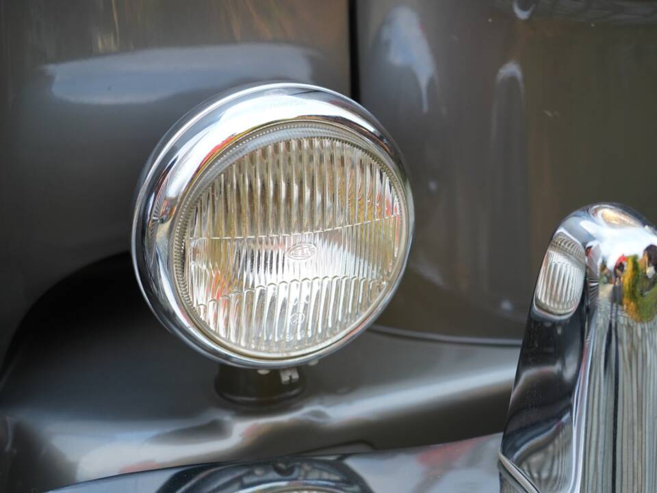 Bild 14/21 von Mercedes-Benz 220 SE (1960)