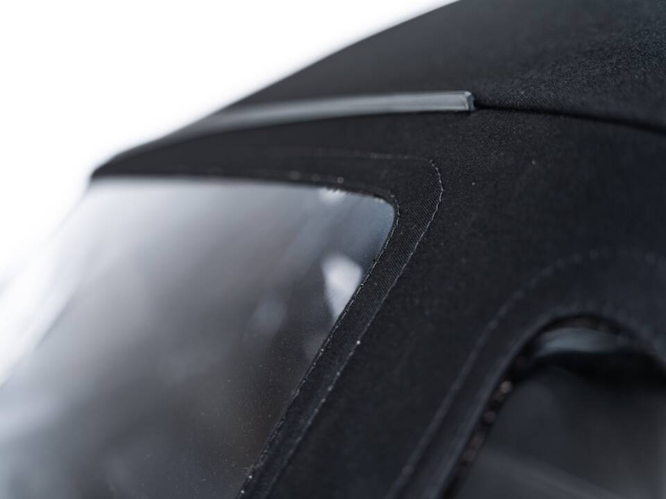 Image 33/37 of Mercedes-Benz SL 320 (1993)