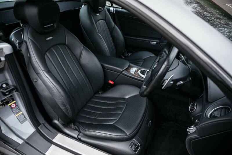 Image 27/41 de Mercedes-Benz SL 63 AMG (2008)
