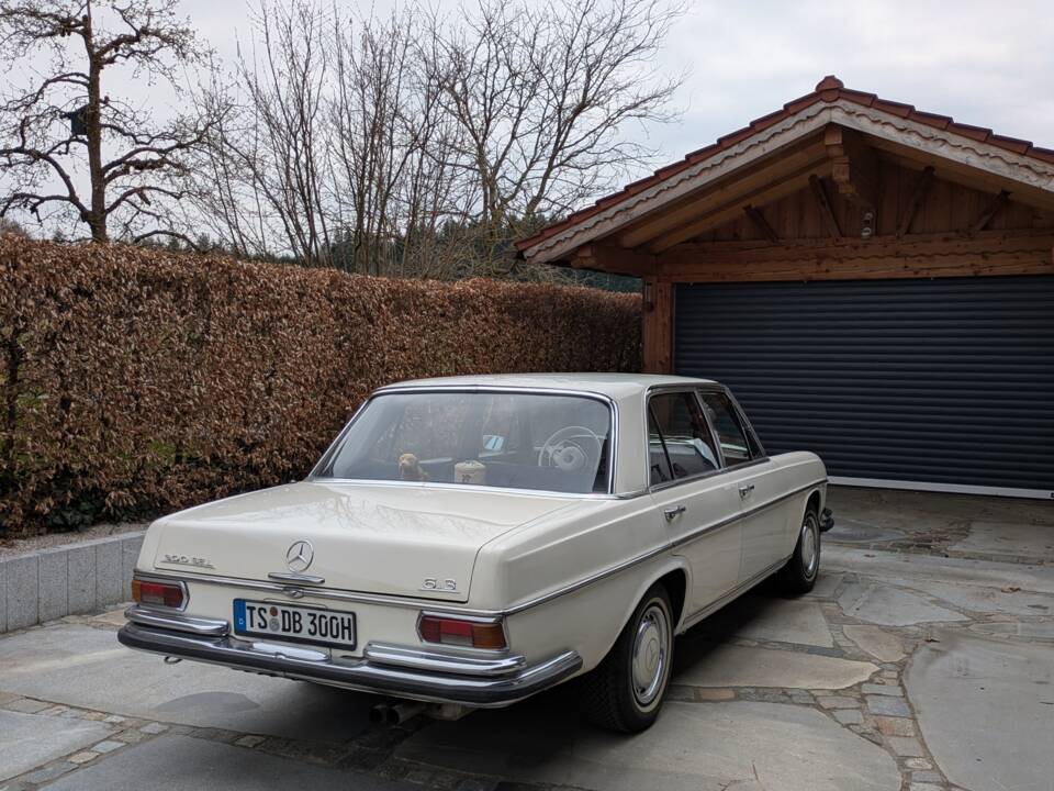 Immagine 3/24 di Mercedes-Benz 300 SEL 6.3 (1972)