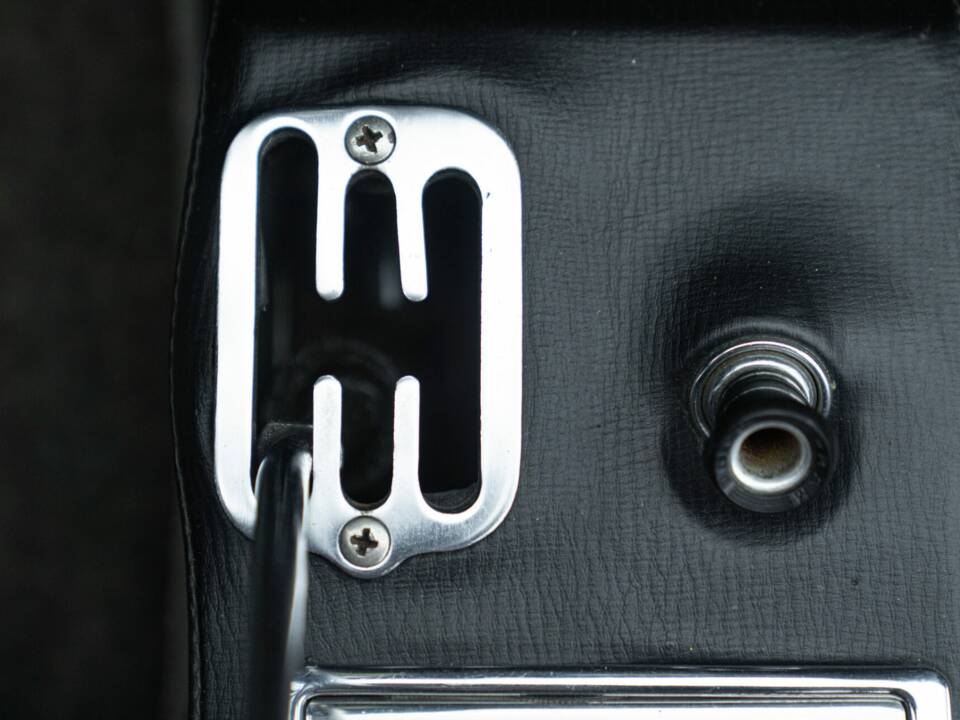 Image 44/50 of Ferrari Dino 246 GT (1971)