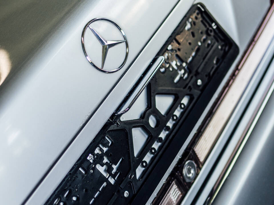Image 35/57 de Mercedes-Benz 500 SE (1992)