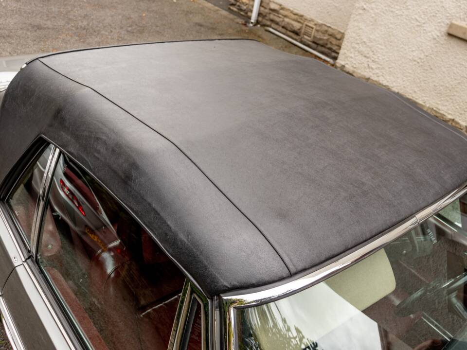 Afbeelding 10/29 van Jensen Interceptor MK III (1984)