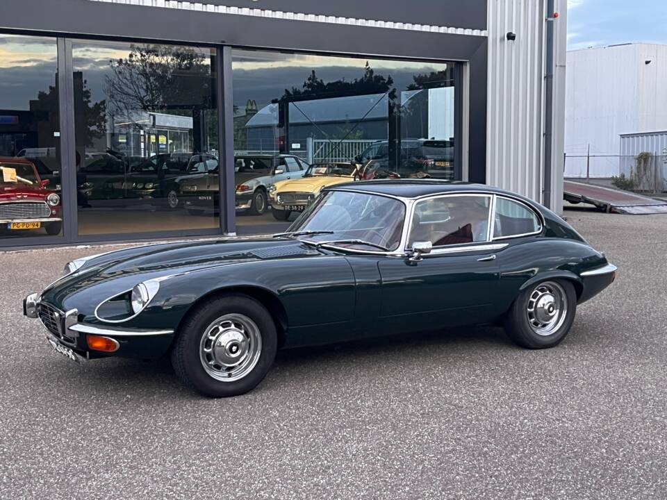 Image 4/46 de Jaguar Type E V12 (2+2) (1972)