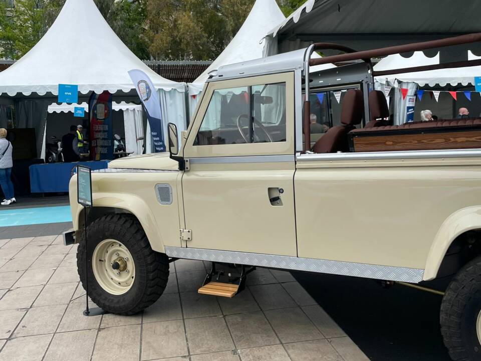 Bild 14/57 von Land Rover 110 (1989)