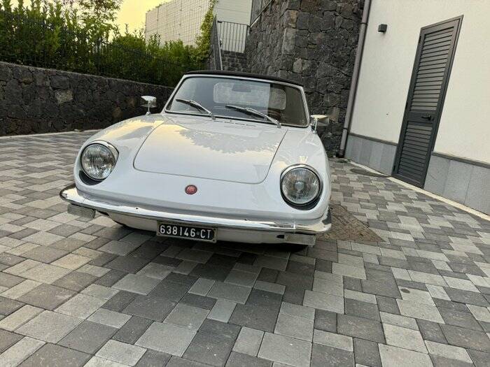 Afbeelding 2/7 van FIAT 850 Sport Spider (1969)