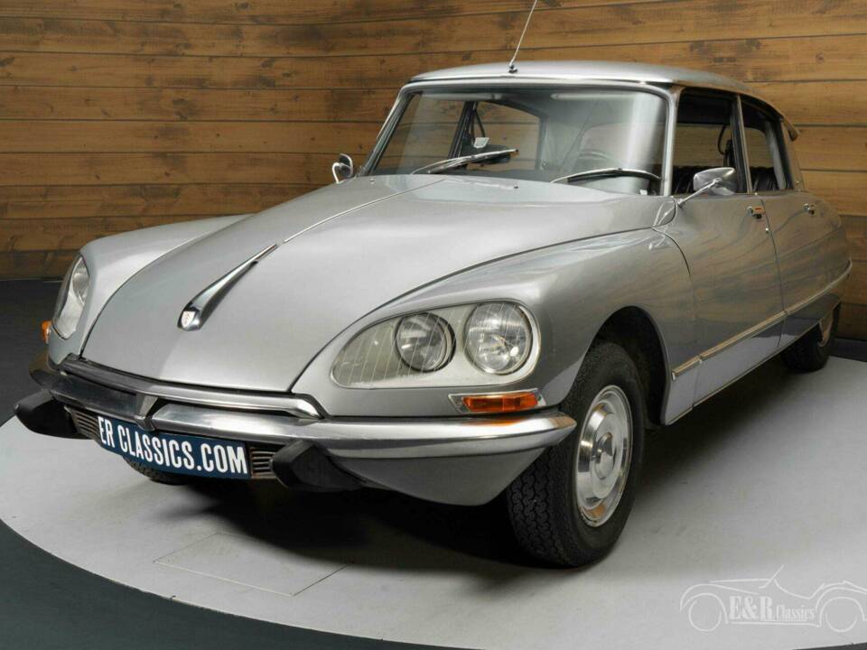 Bild 6/19 von Citroën DS 23 Pallas IE (1973)