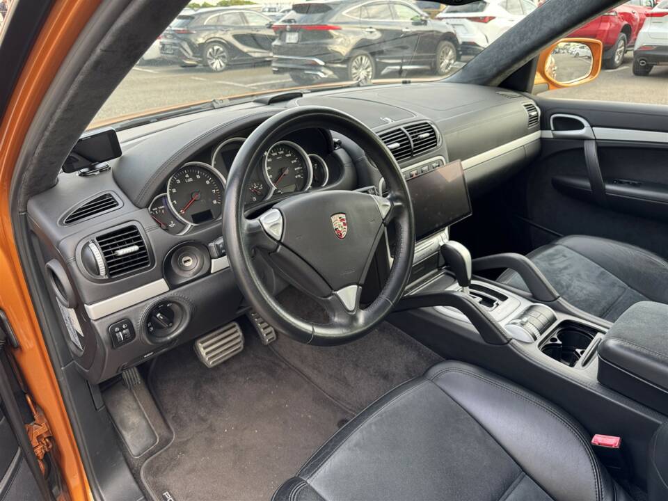 Bild 14/53 von Porsche Cayenne GTS (2008)