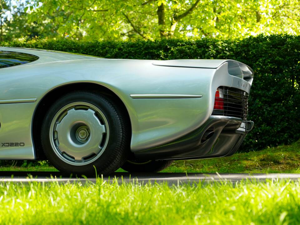 Bild 5/50 von Jaguar XJ 220 (1993)