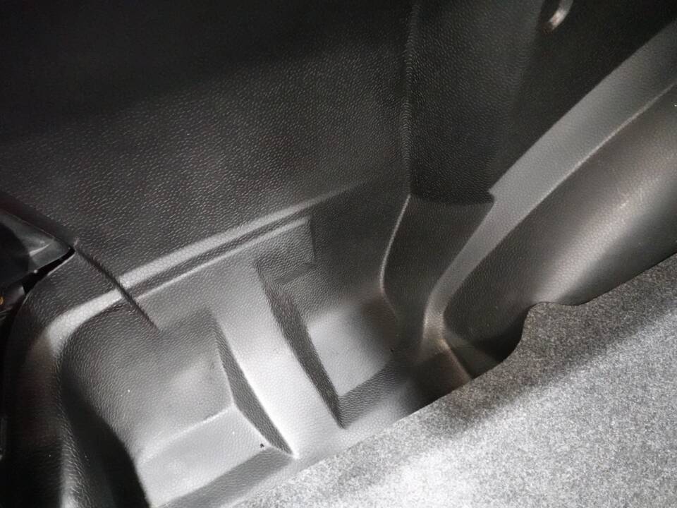 Bild 26/57 von Mercedes-Benz 230 CE (1980)