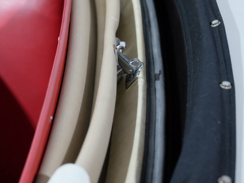 Image 15/31 of Mercedes-Benz 190 SL (1959)