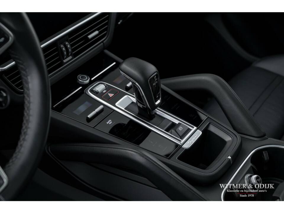 Bild 9/43 von Porsche Cayenne Coupé E-Hybrid (2020)