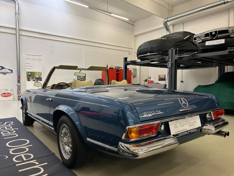 Afbeelding 8/31 van Mercedes-Benz 230 SL (1964)