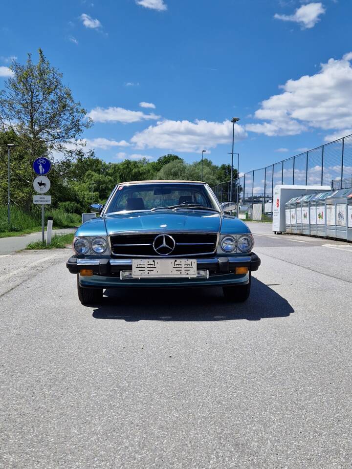 Image 2/53 de Mercedes-Benz 560 SL (1986)