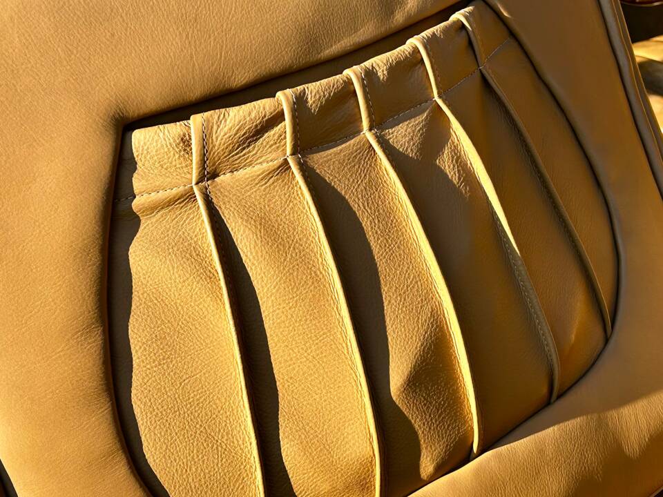 Image 12/14 of Alvis TE 21 (1966)