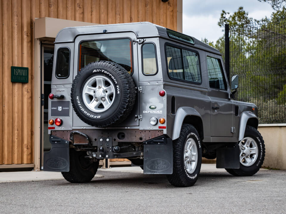 Image 10/50 of Land Rover Defender 90 TD4 (2007)