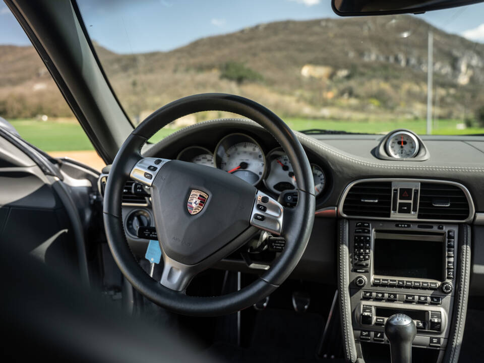 Image 79/82 of Porsche 911 Carrera 4S (WLS) (2006)