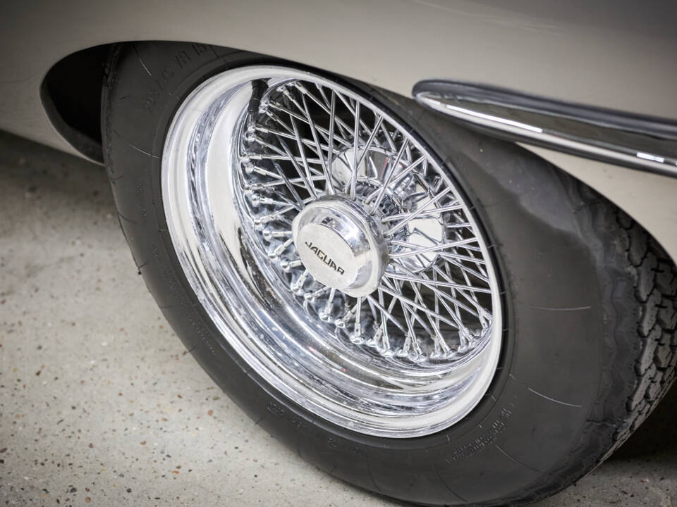 Immagine 41/99 di Jaguar E-Type 3.8 (1964)