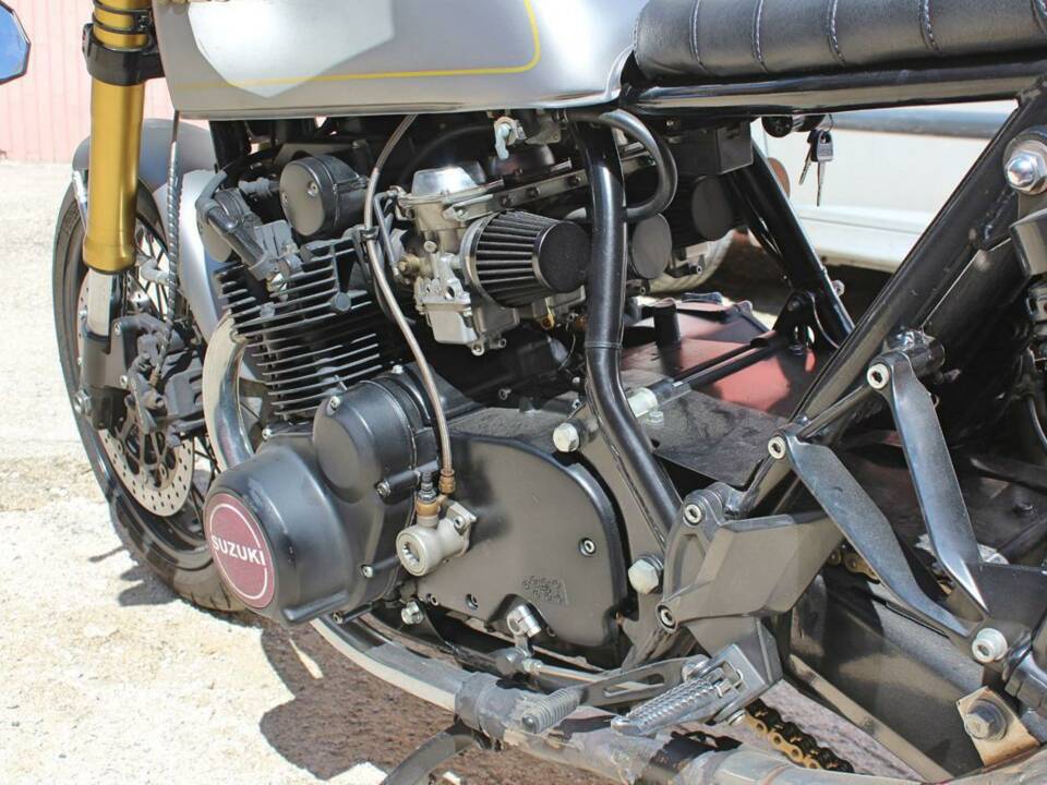 Image 13/16 de Suzuki DUMMY (1982)